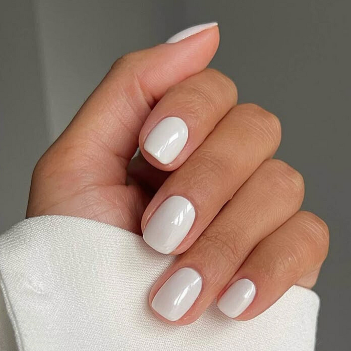 Glossy White CF040